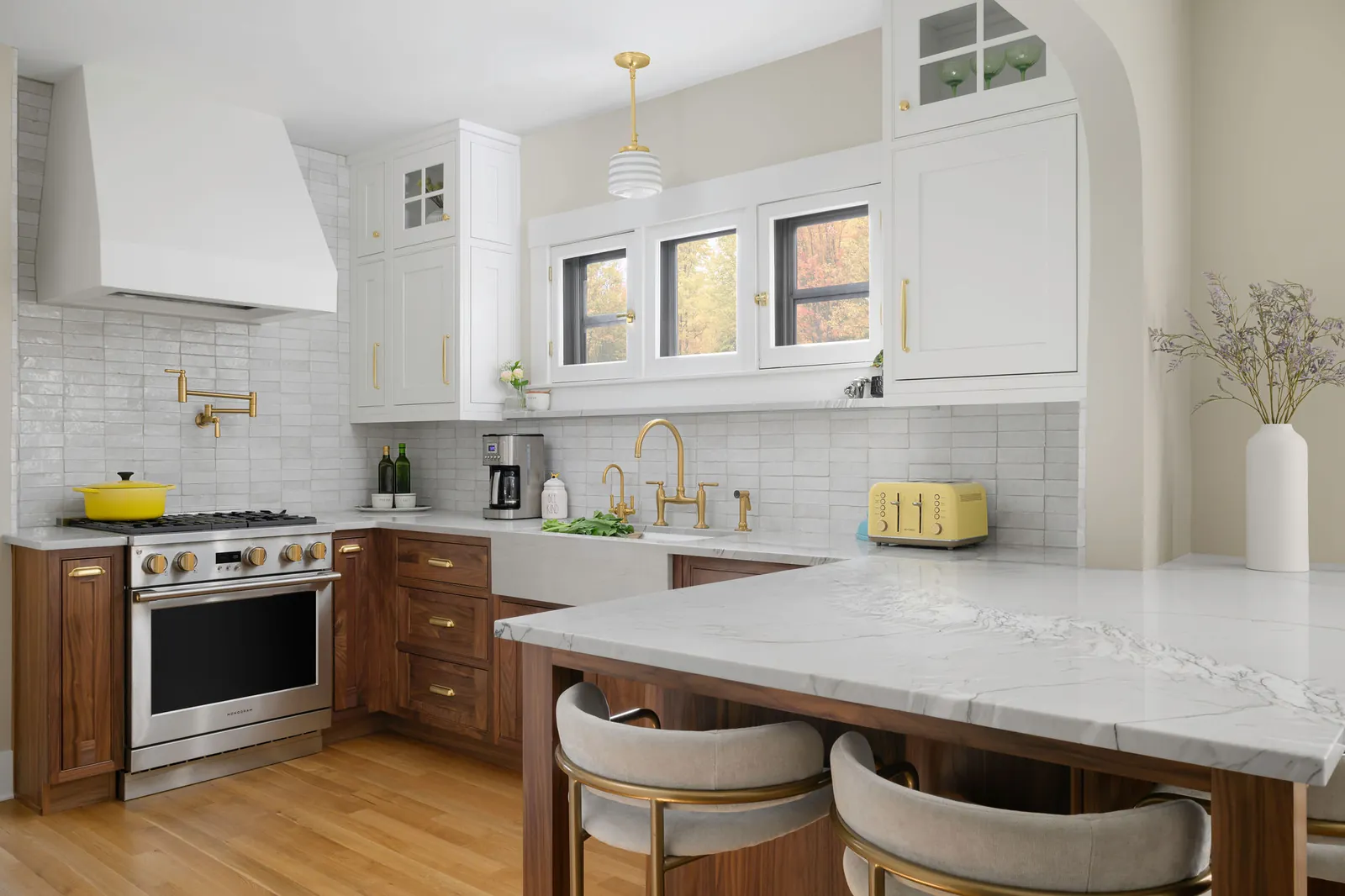 Plum Kitchens Cook Street kitchen — island and range view